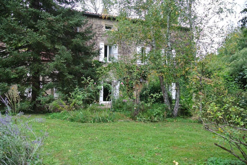 Moulin De Repassat Etape Voie Verte Bazens 外观 照片