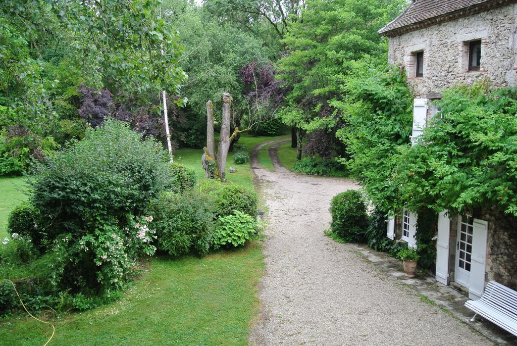 Moulin De Repassat Etape Voie Verte Bazens 外观 照片