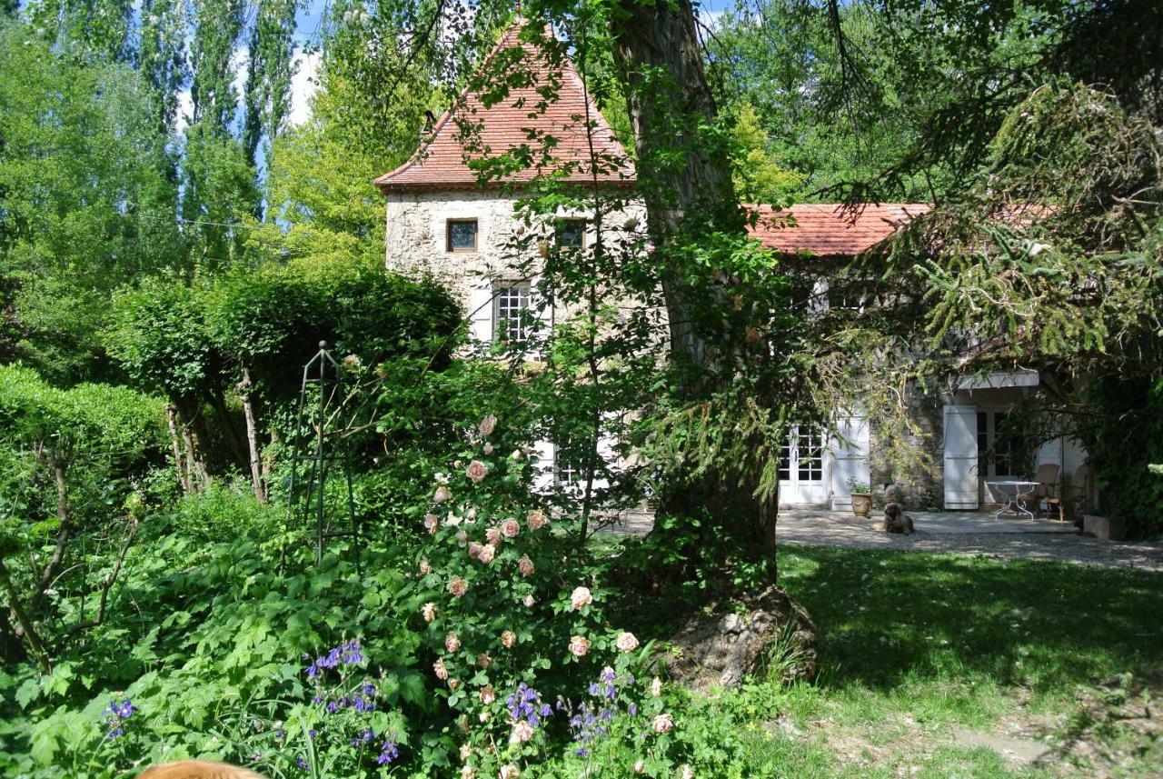Moulin De Repassat Etape Voie Verte Bazens 外观 照片